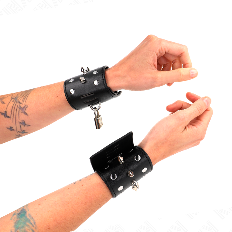 KINK - SUJECIONES DE MUÑECA PUNK CON PINCHOS 25 X 6 CM