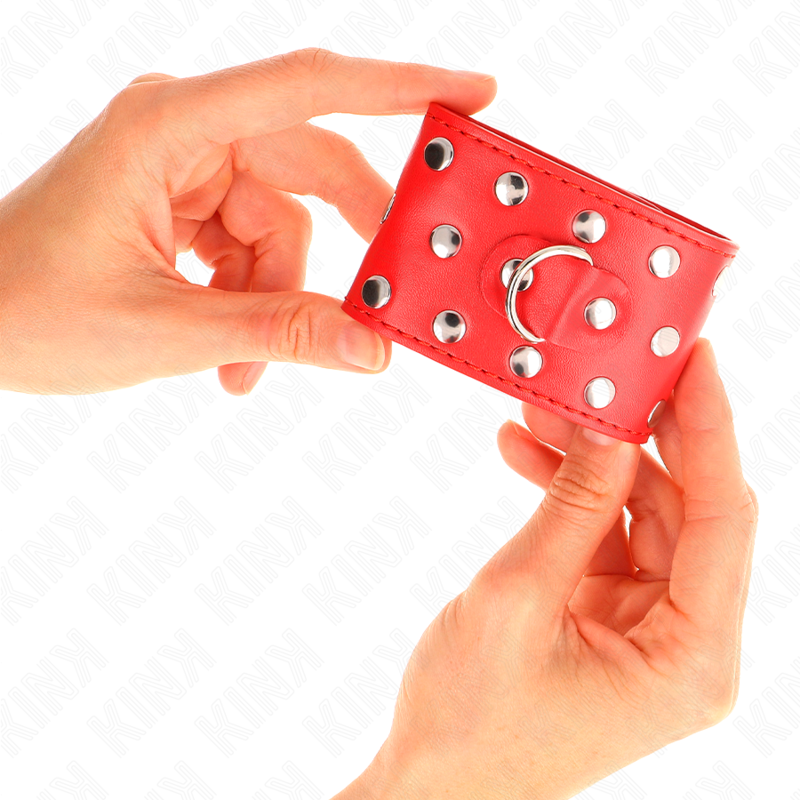 KINK - SUJECIONES DE MUÑECA CON CIERRE A PRESIÓN LLENO DE REMACHES ROJOS AJUSTABLES 19-24 CM X 5,5 CM