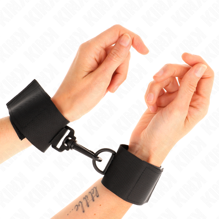KINK - SUJECIONES DE MUÑECA DE NYLON NEGRAS